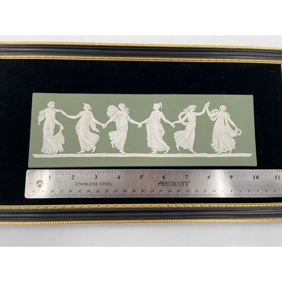 Wedgwood Green Jasperware Framed Dancing Hours Plaque  2 Cherubs Putti Plaques - Picture 15 of 16